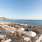 Promenade, 2pièces chic et clim avec terrasse
